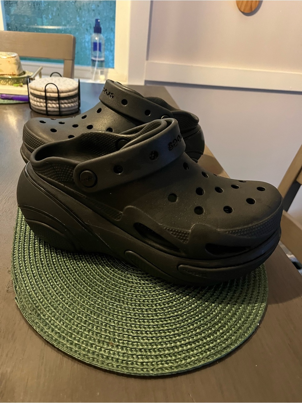Crocs Bubble Crush Clog Triple Black 210061-0WC Unisex Size Women’s 8/Mens 6